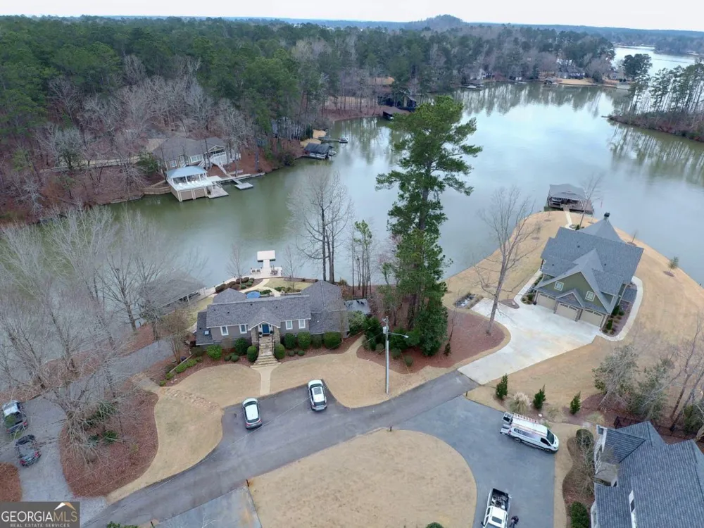 239 Robin DR Hamilton, GA 31811