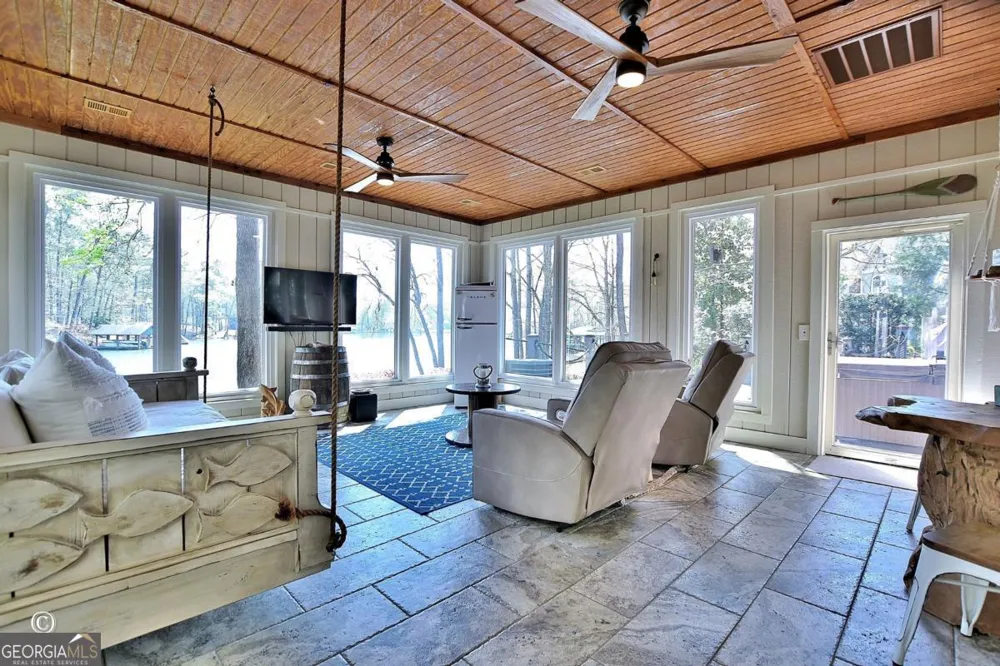 239 Robin DR Hamilton, GA 31811