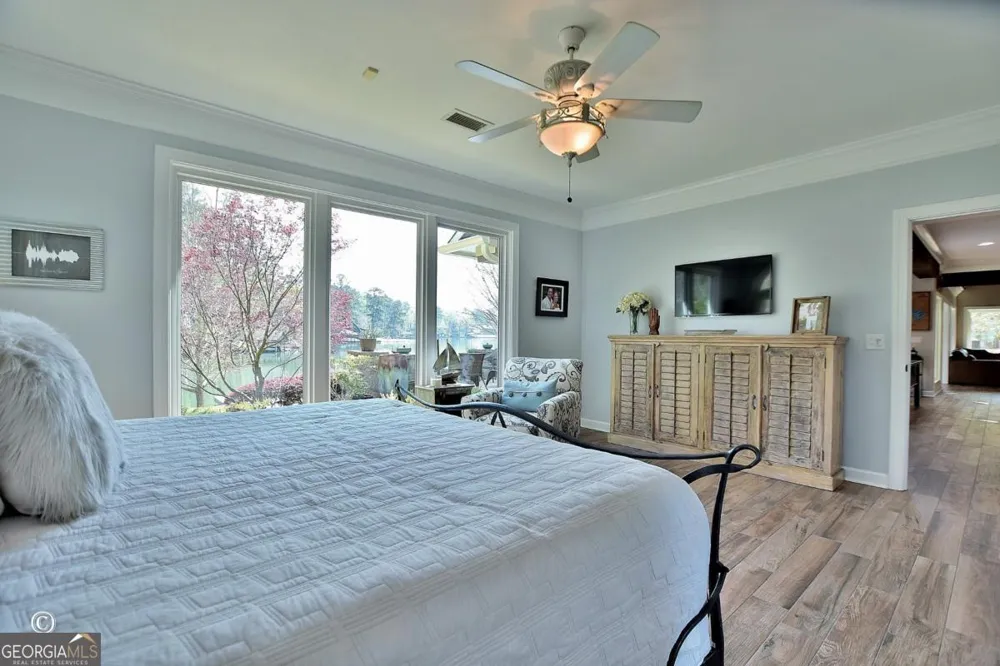 239 Robin DR Hamilton, GA 31811