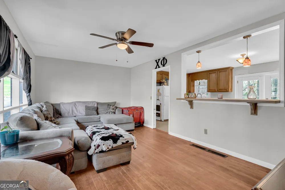 39 Meadowbrook DR Toccoa, GA 30577