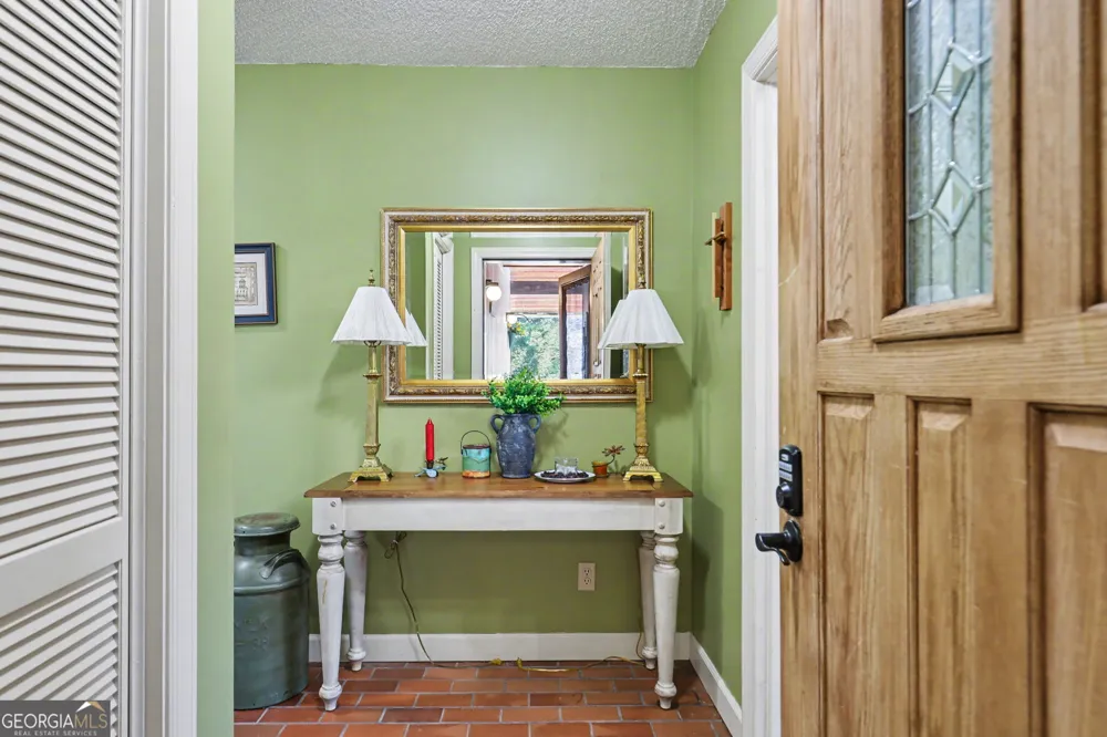 62 Sun Valley CIR Dillard, GA 30537
