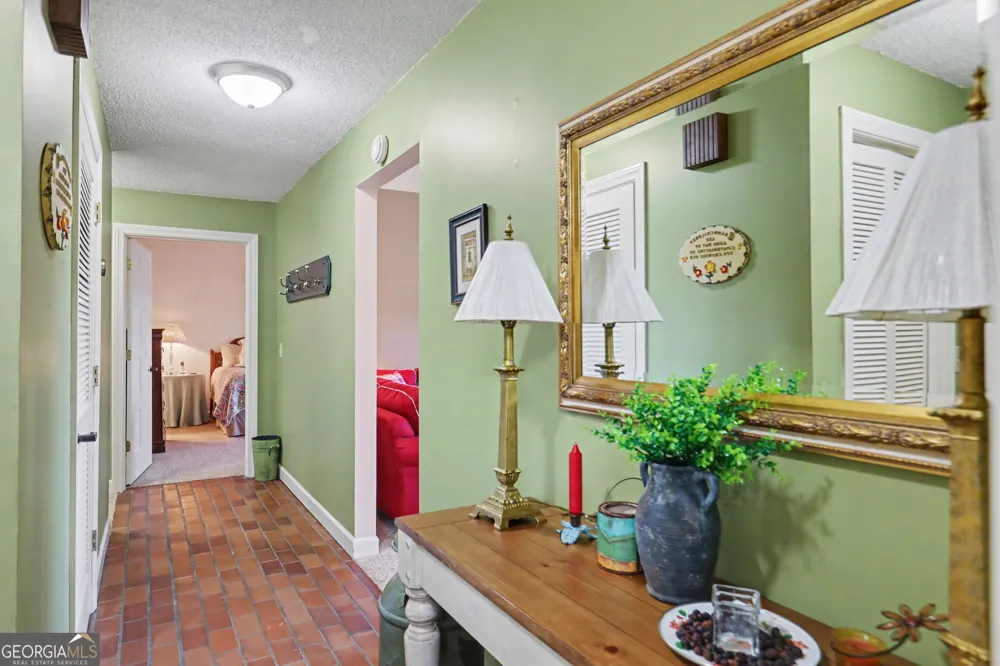 62 Sun Valley CIR Dillard, GA 30537