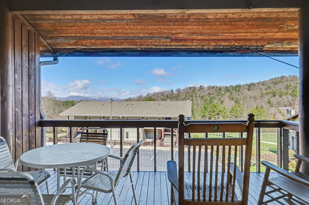 62 Sun Valley CIR Dillard, GA 30537