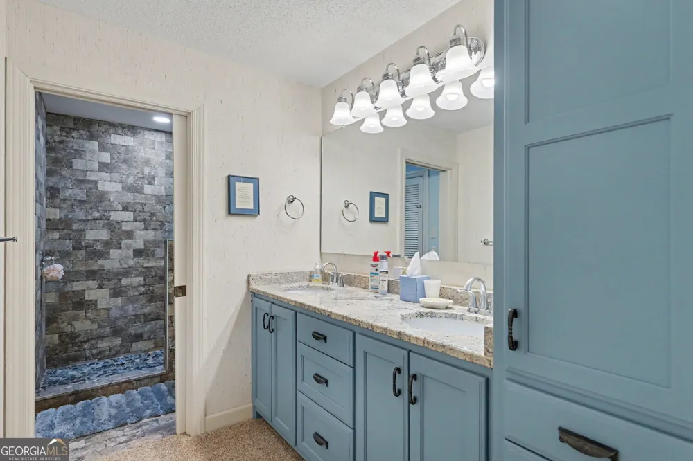 62 Sun Valley CIR Dillard, GA 30537