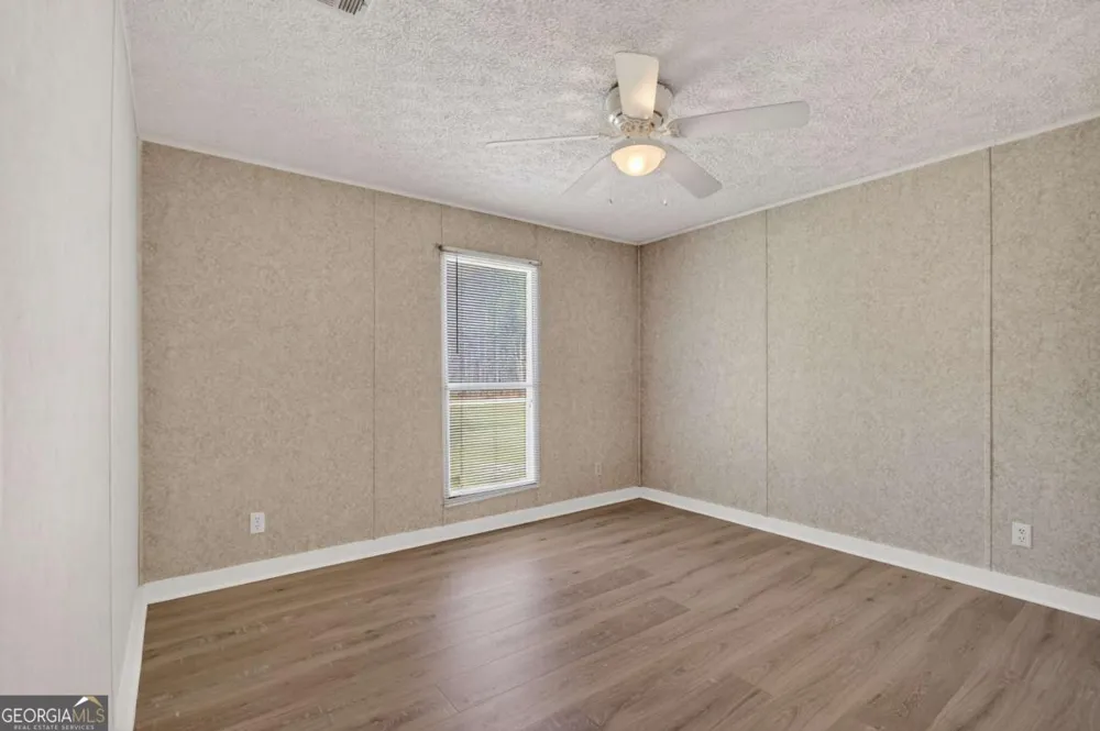 4156 Smiley RD NE Ludowici, GA 31316