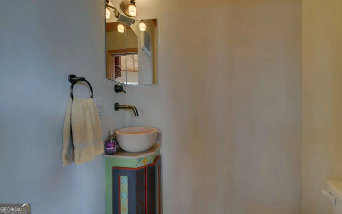 279 Collins Creek RD Hiawassee, GA 30546