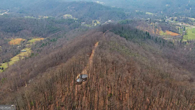 279 Collins Creek RD Hiawassee, GA 30546