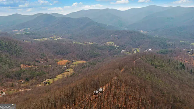 279 Collins Creek RD Hiawassee, GA 30546