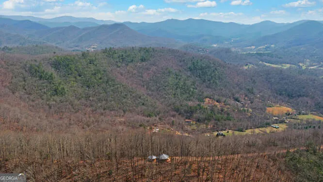 279 Collins Creek RD Hiawassee, GA 30546