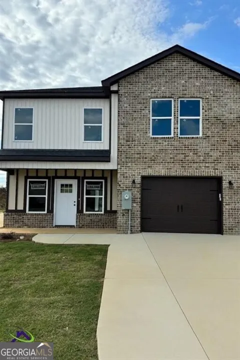 258 Beau Claire CIR