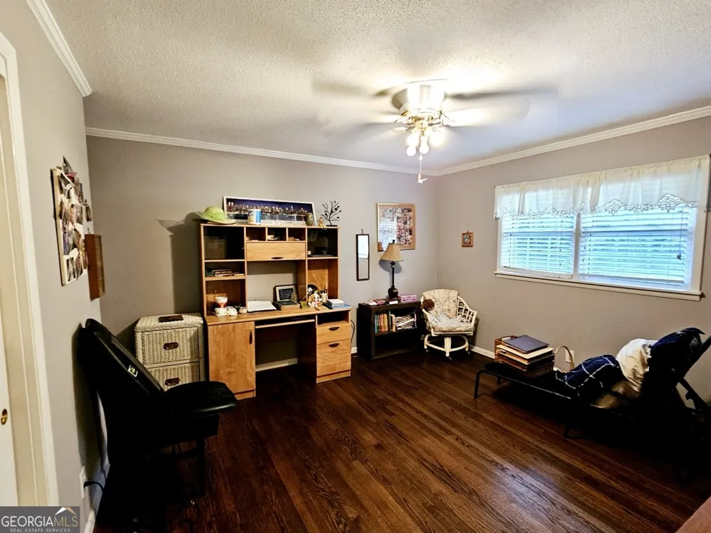 300 Mary LN Anniston, AL 36207