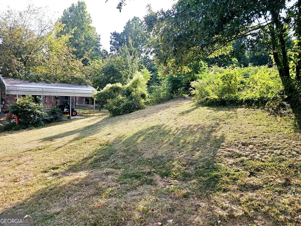 300 Mary LN Anniston, AL 36207