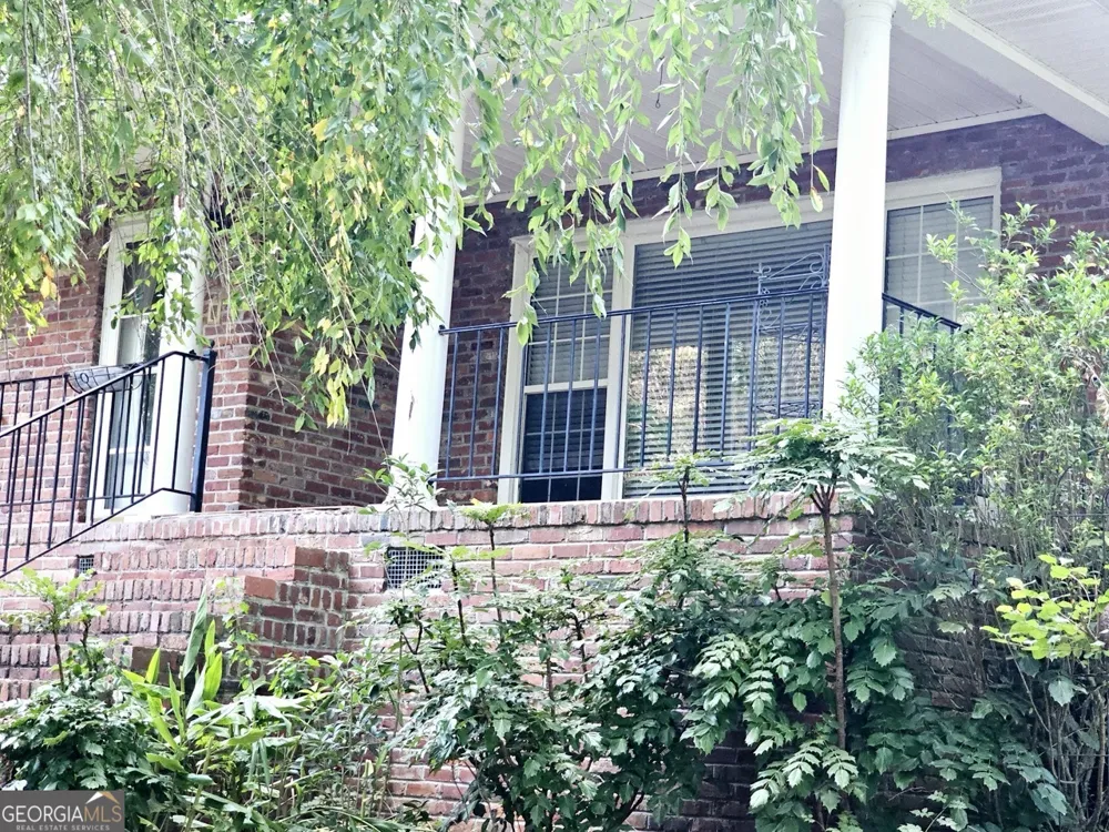 300 Mary LN Anniston, AL 36207