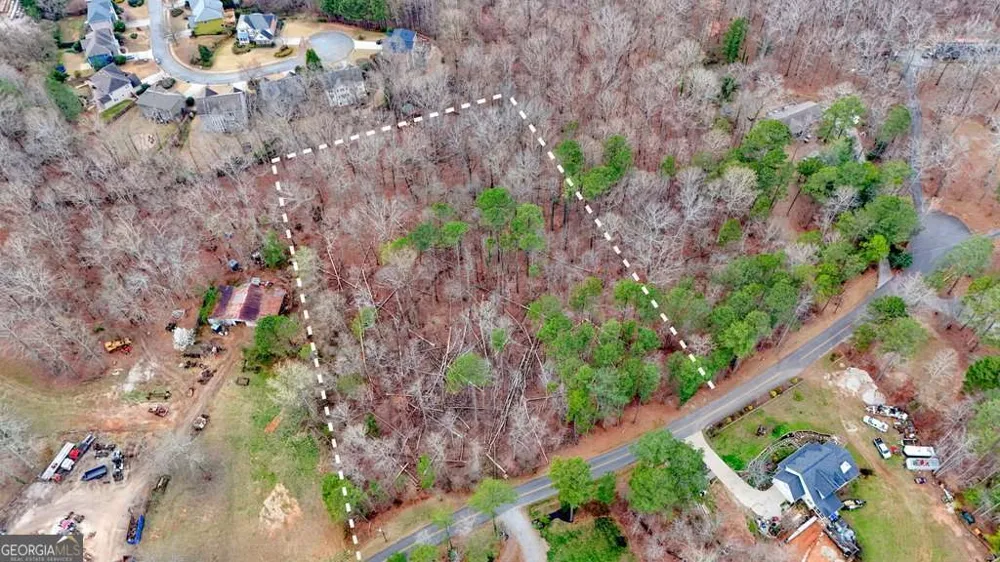 8245 Bow TRL Woodstock, GA 30188
