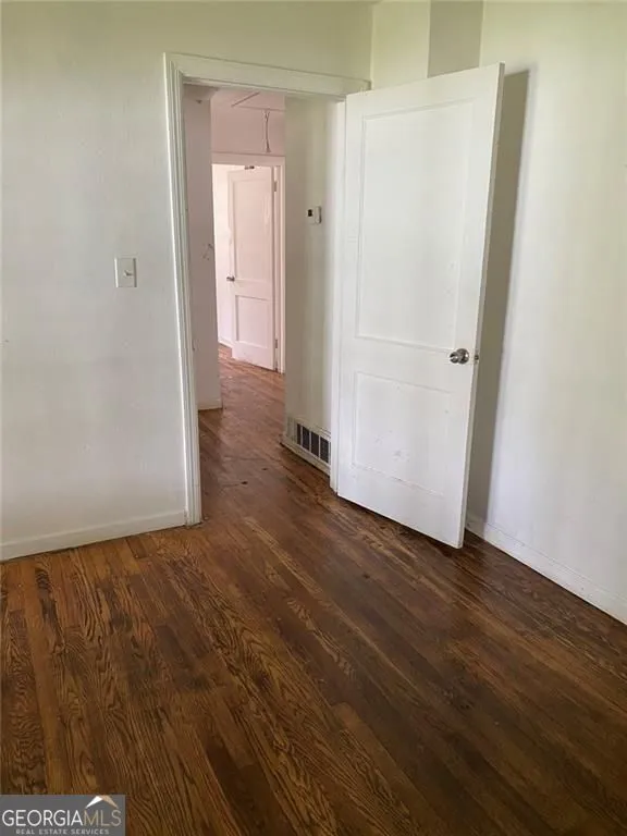 106 E Derenne AVE Savannah, GA 31405
