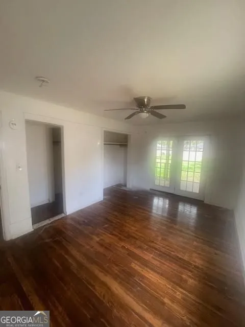 106 E Derenne AVE Savannah, GA 31405