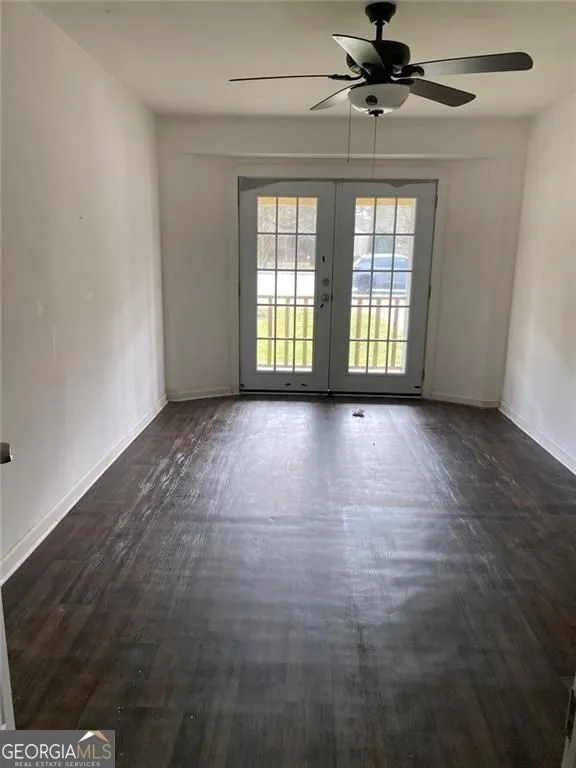 106 E Derenne AVE Savannah, GA 31405