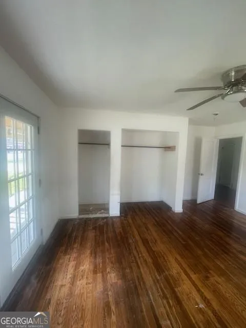 106 E Derenne AVE Savannah, GA 31405