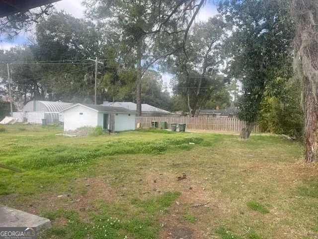 106 E Derenne AVE Savannah, GA 31405