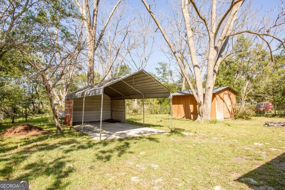 1329 Gorman RD Waycross, GA 31503