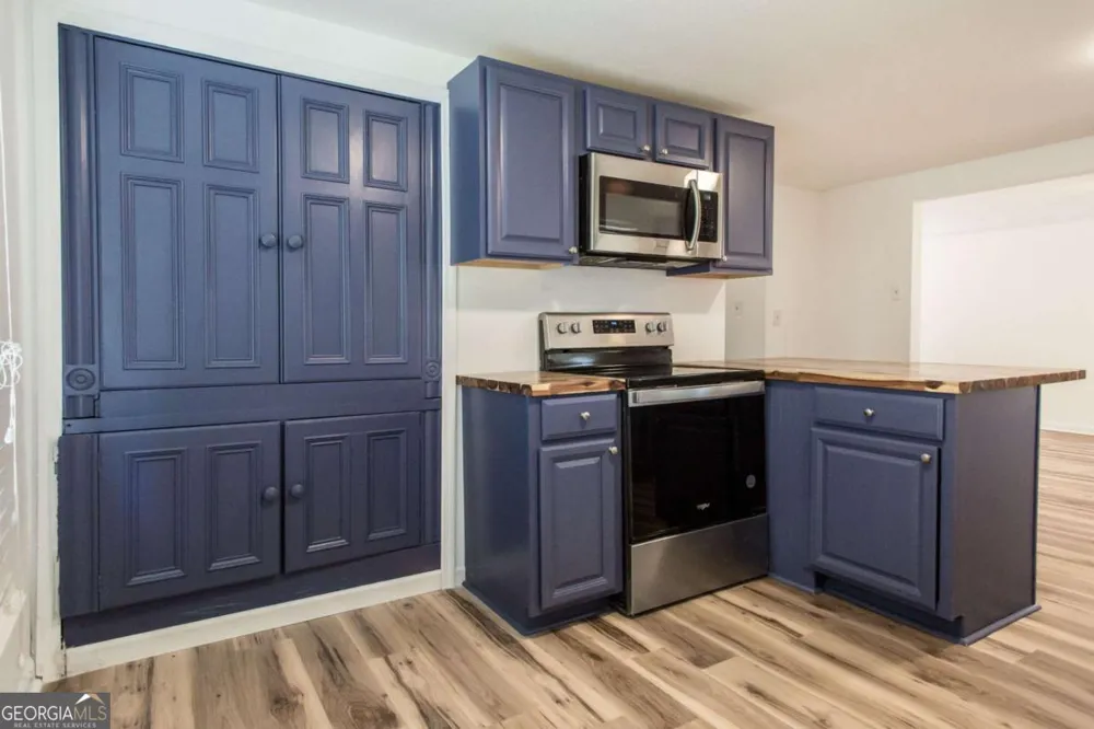 1329 Gorman RD Waycross, GA 31503