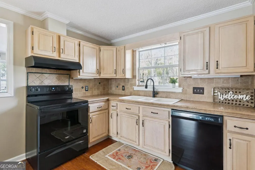 232 Georgia ST St. Simons, GA 31522