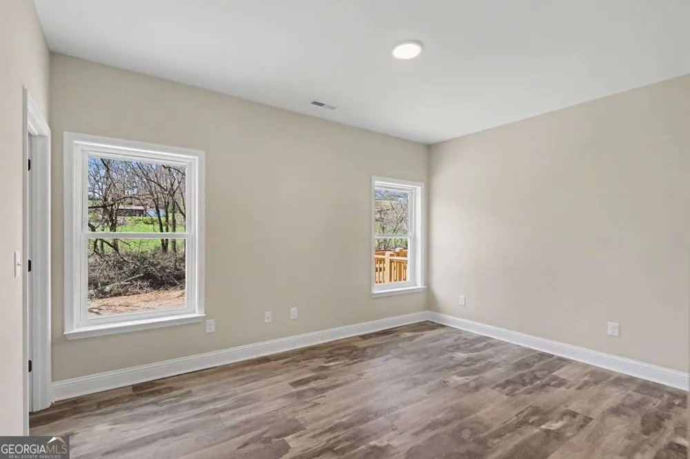 195 Rivers Edge DR Hayesville, NC 28904