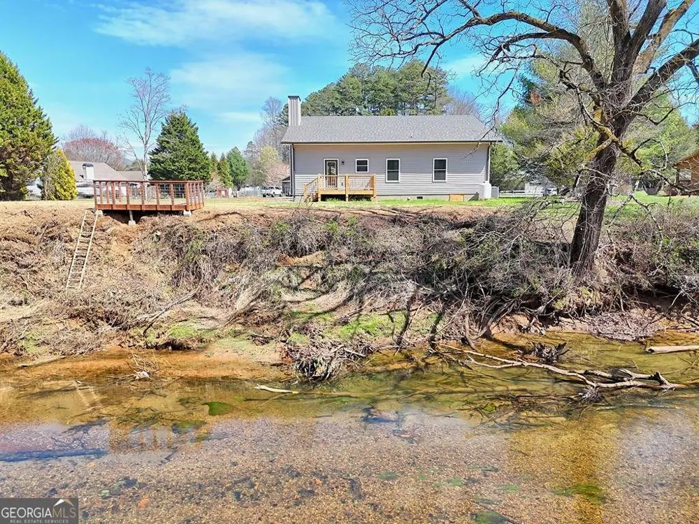 195 Rivers Edge DR Hayesville, NC 28904