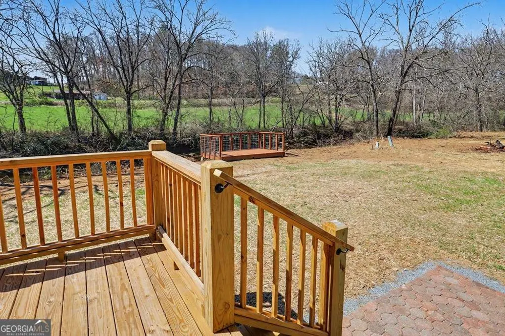 195 Rivers Edge DR Hayesville, NC 28904