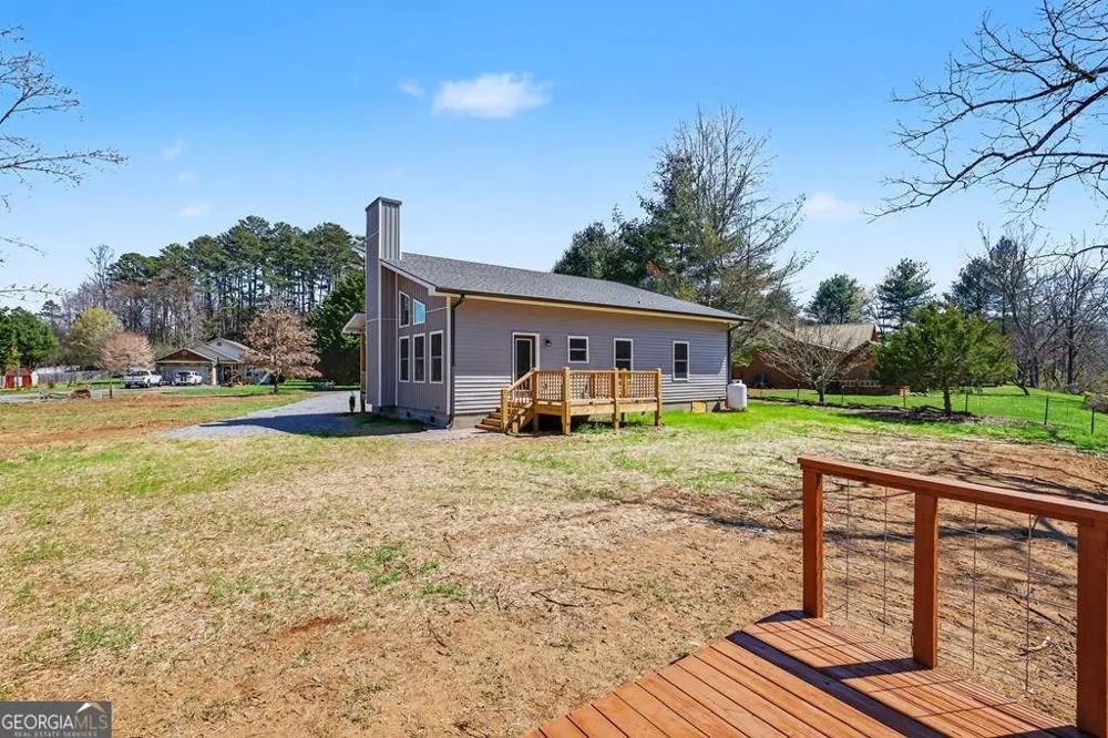195 Rivers Edge DR Hayesville, NC 28904