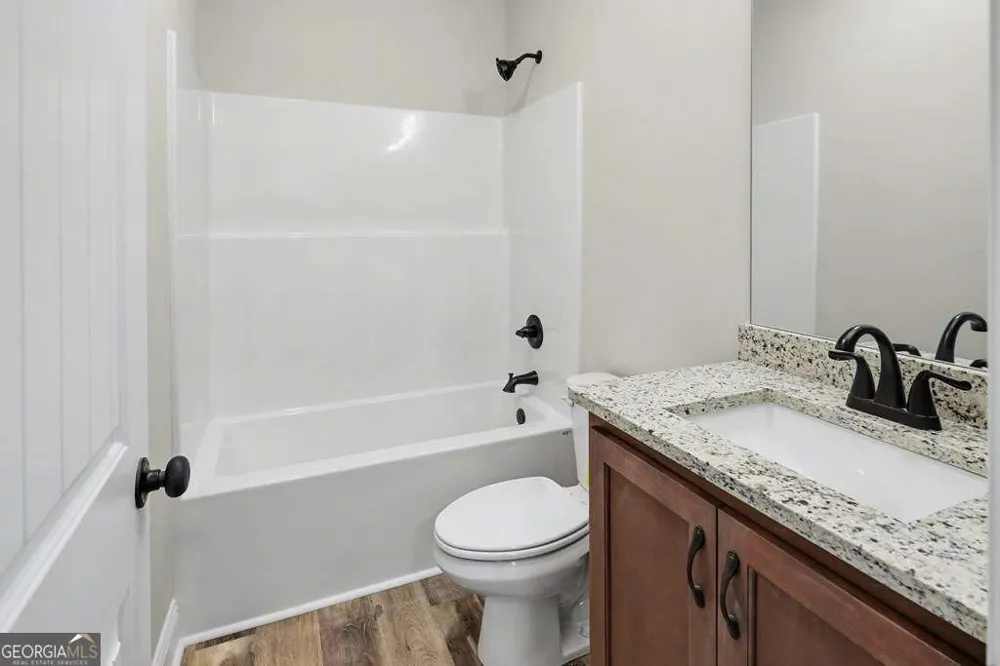 195 Rivers Edge DR Hayesville, NC 28904