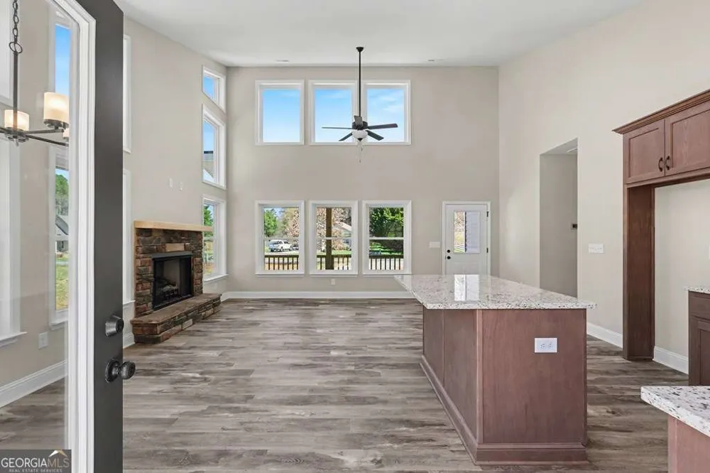 195 Rivers Edge DR Hayesville, NC 28904