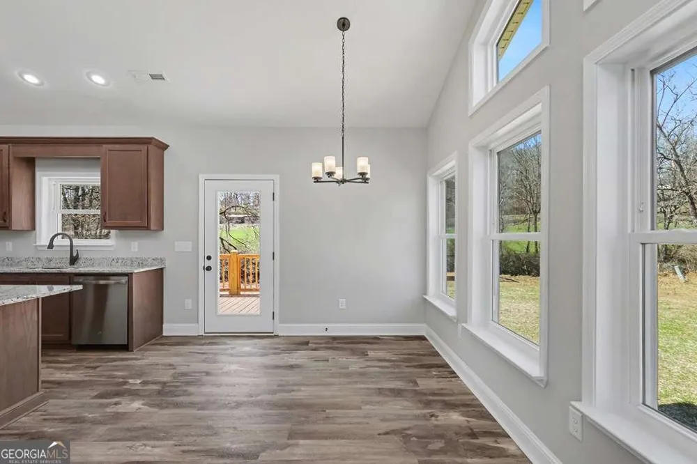 195 Rivers Edge DR Hayesville, NC 28904