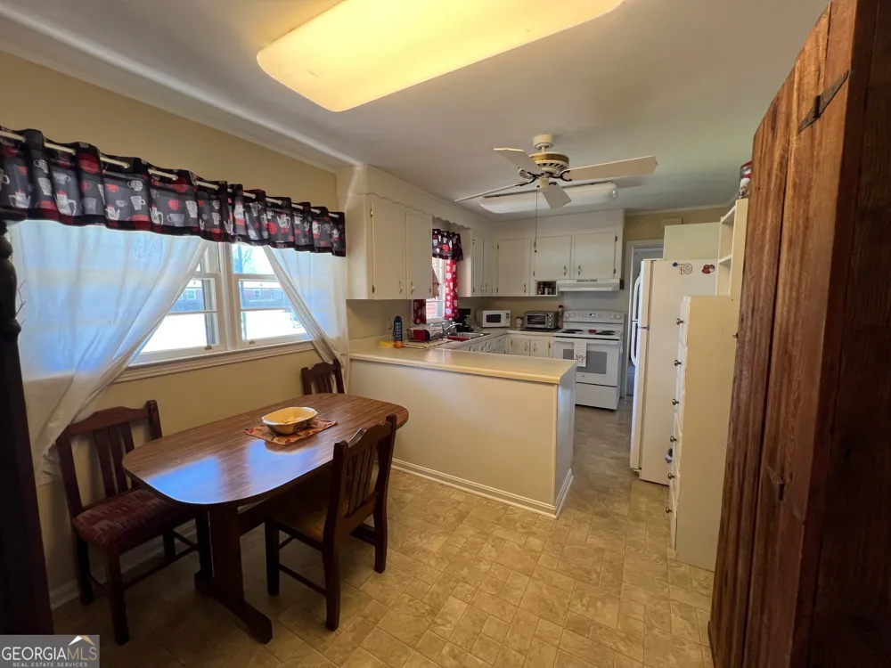 112 Briardale AVE Warner Robins, GA 31093