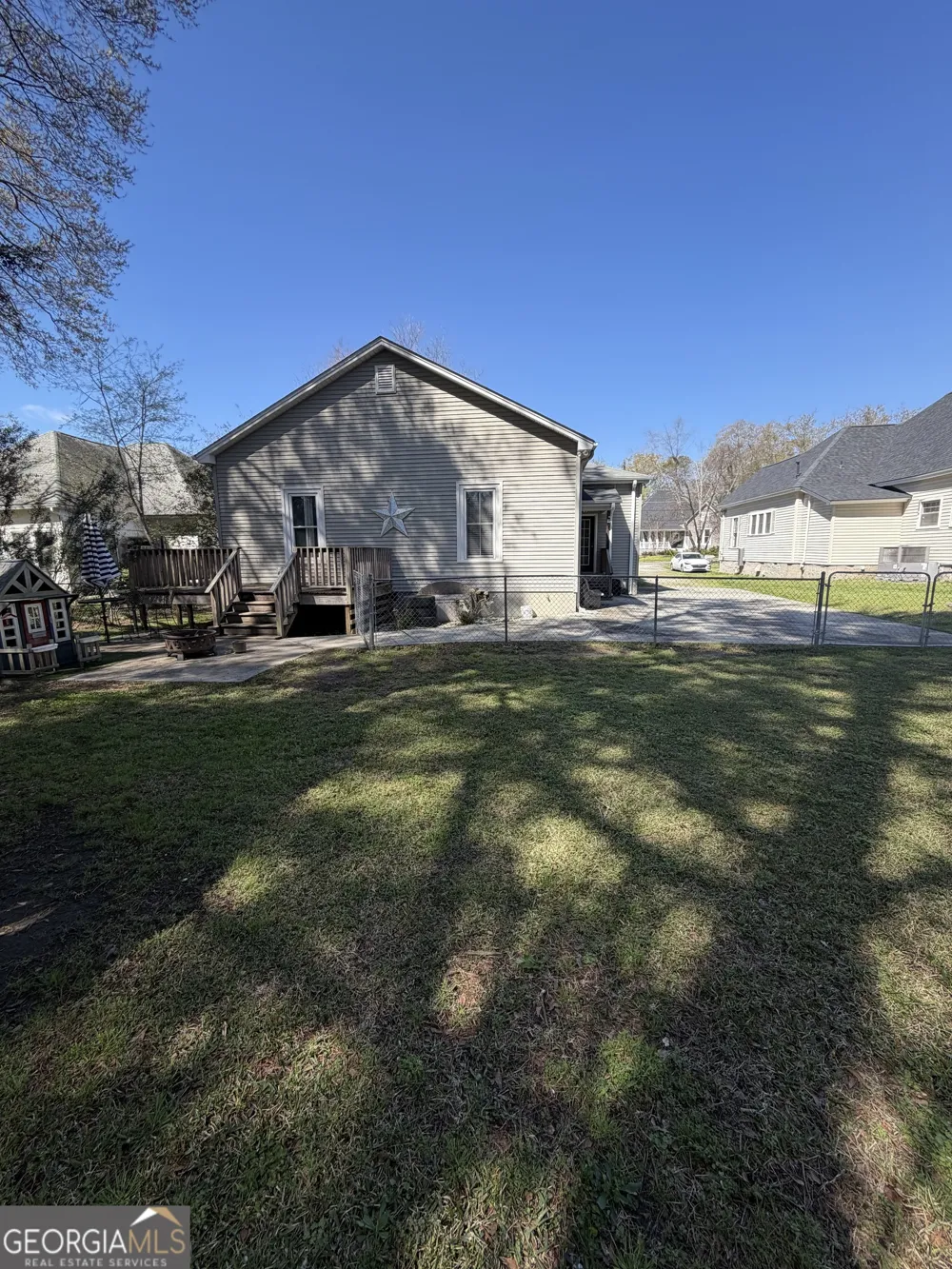 151 S Tusten ST Elberton, GA 30635