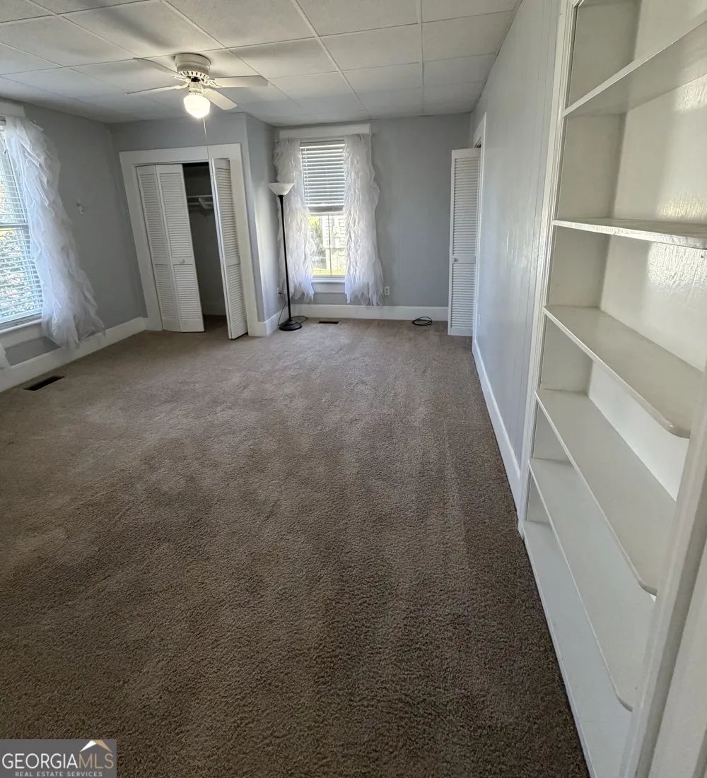 151 S Tusten ST Elberton, GA 30635