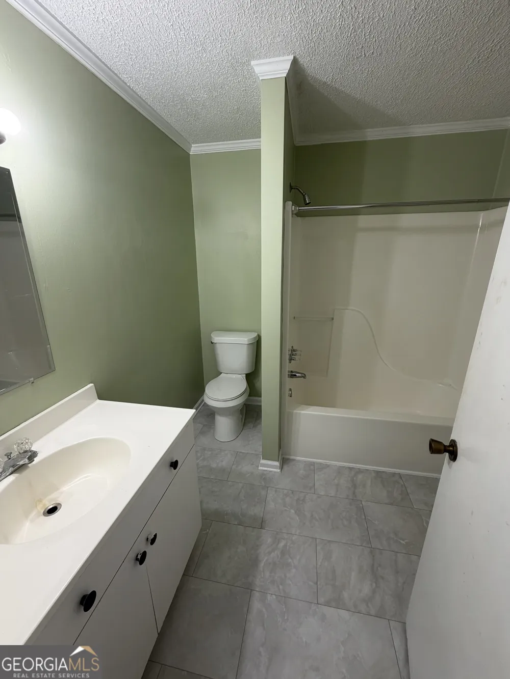 151 S Tusten ST Elberton, GA 30635