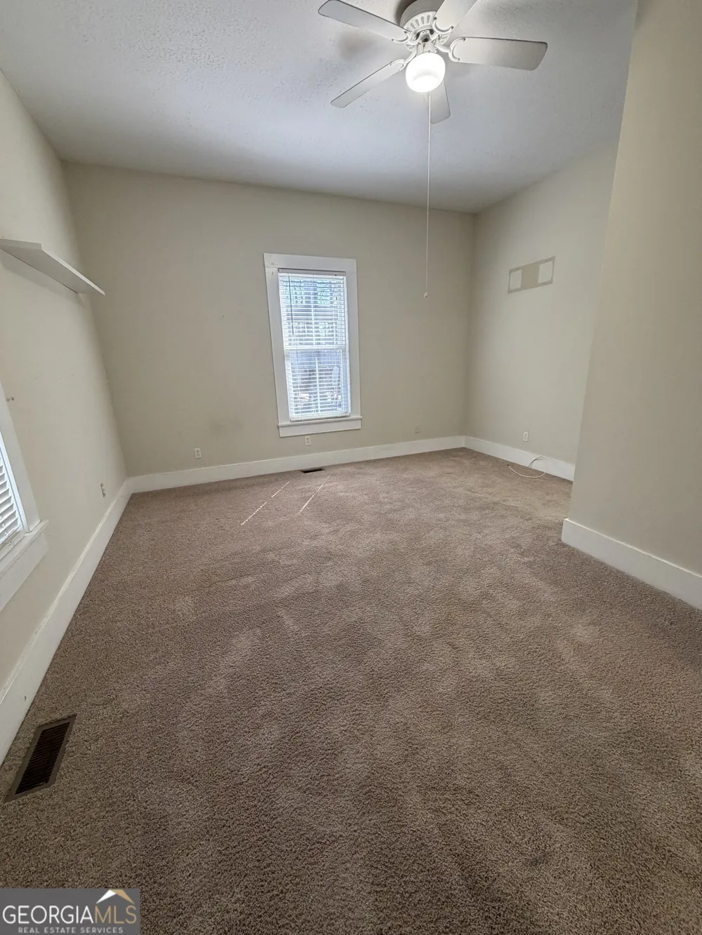 151 S Tusten ST Elberton, GA 30635