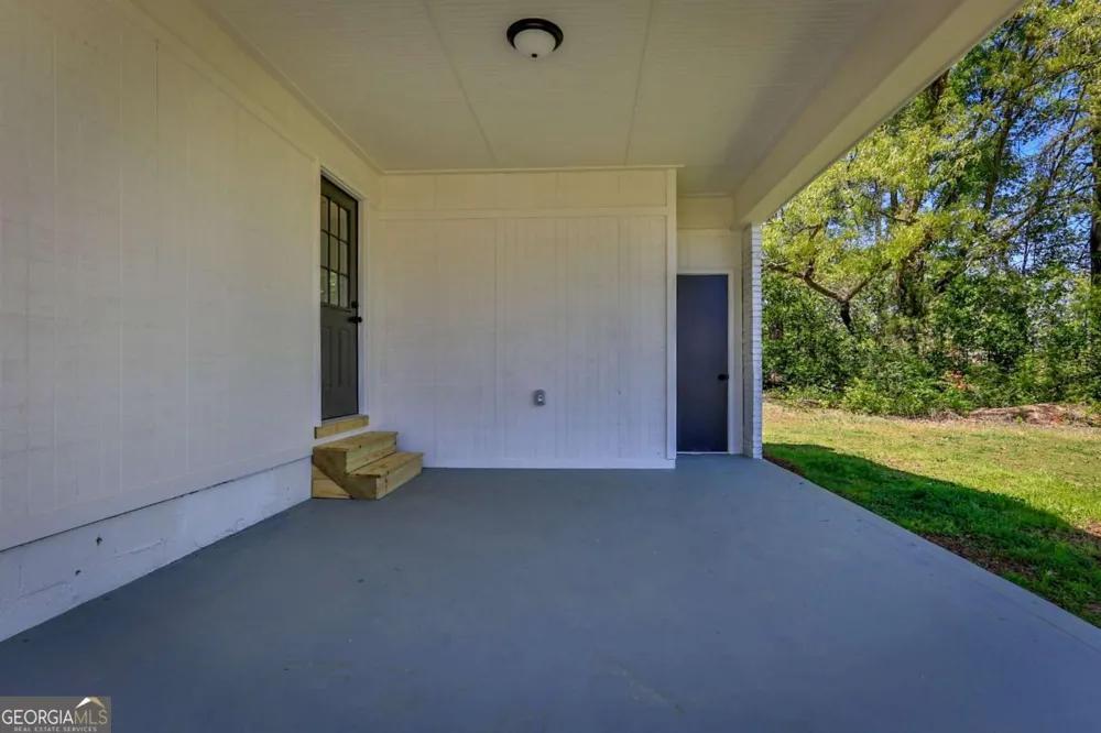 680 North AVE Madison, GA 30650
