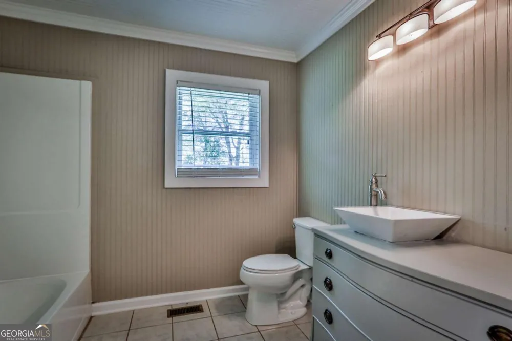 680 North AVE Madison, GA 30650