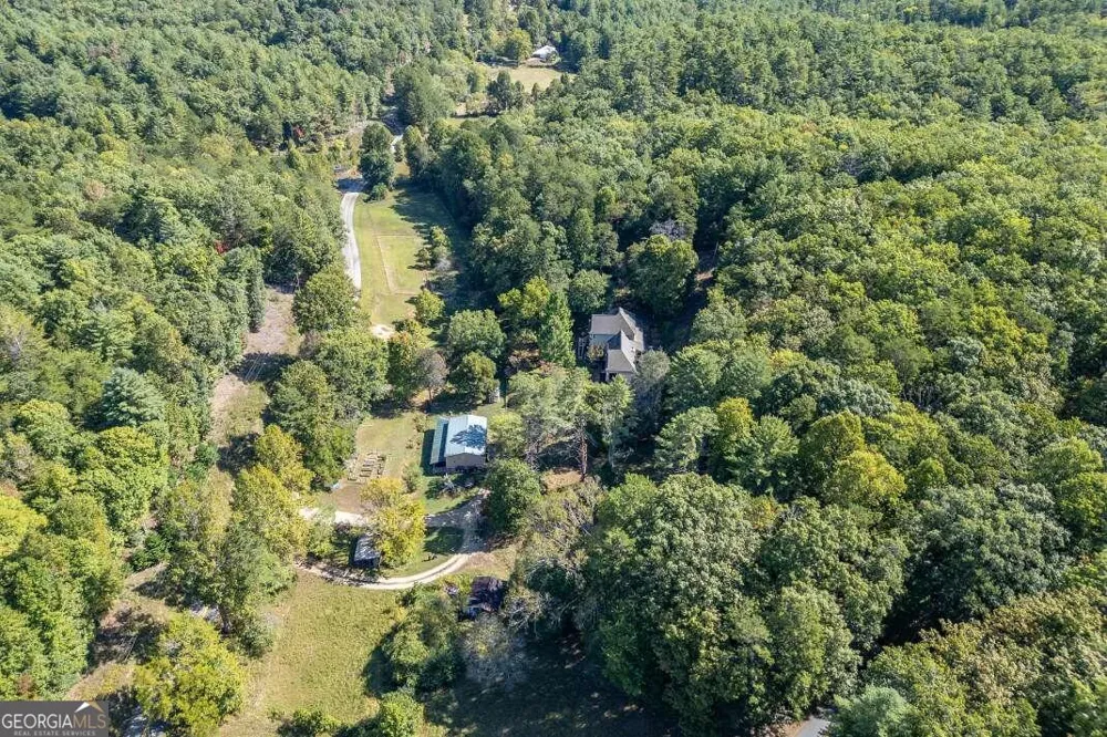 1016 Mull RD Morganton, GA 30560