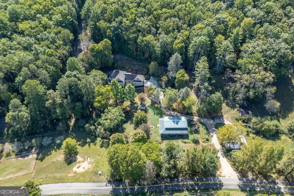 1016 Mull RD Morganton, GA 30560