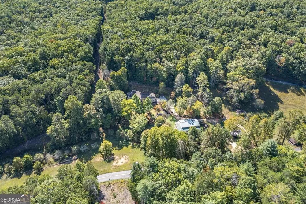 1016 Mull RD Morganton, GA 30560