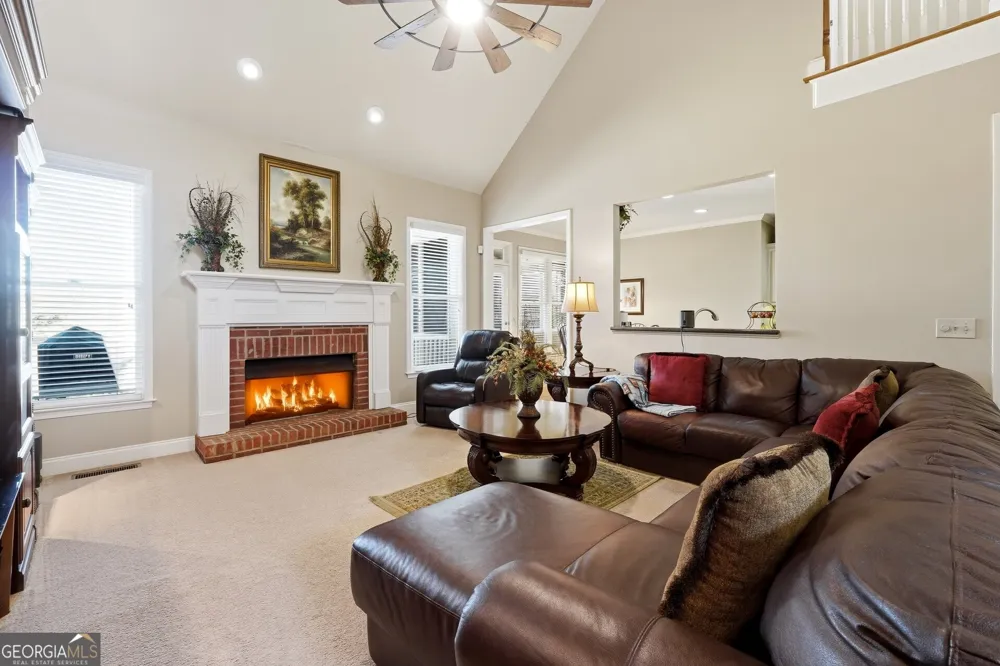 13 WATERSTONE DR SE Cartersville, GA 30121