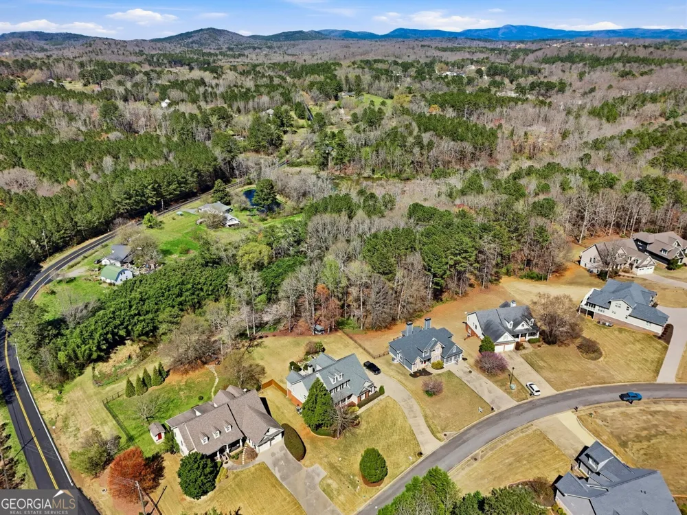 13 WATERSTONE DR SE Cartersville, GA 30121