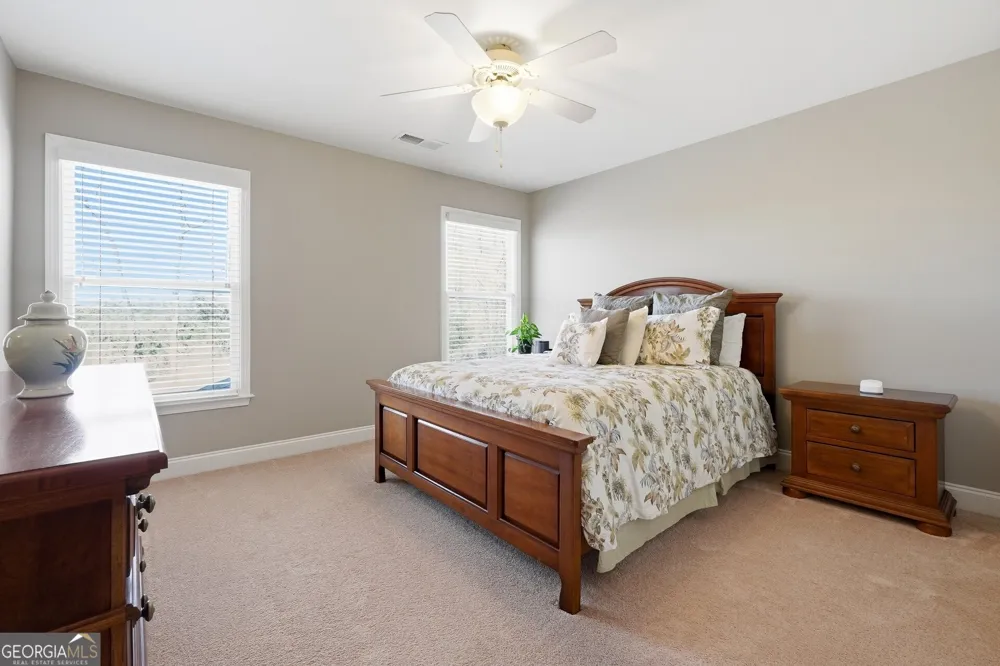 13 WATERSTONE DR SE Cartersville, GA 30121