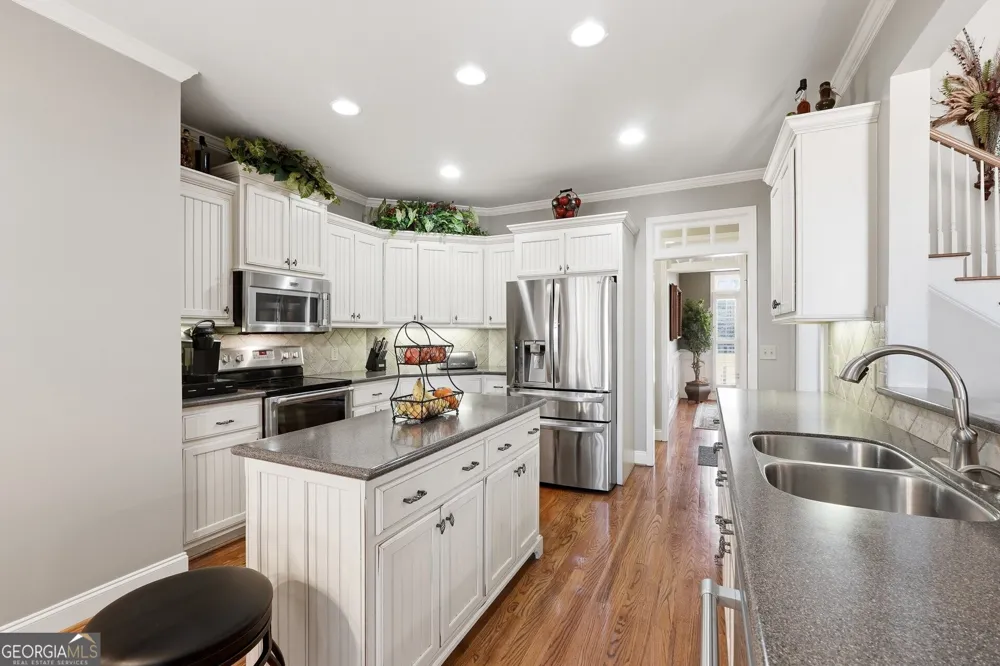 13 WATERSTONE DR SE Cartersville, GA 30121