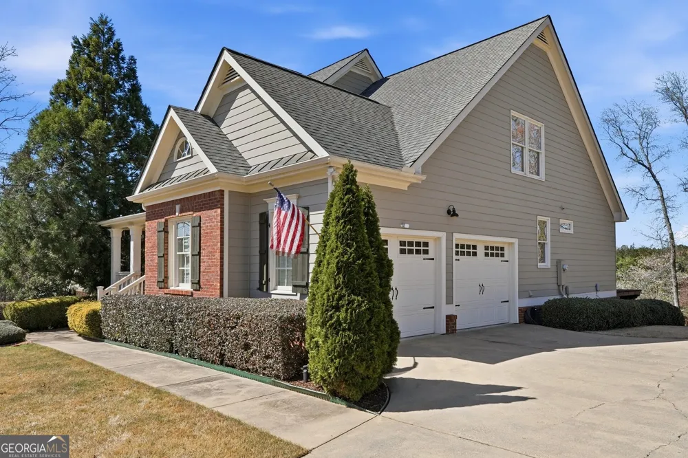 13 WATERSTONE DR SE Cartersville, GA 30121