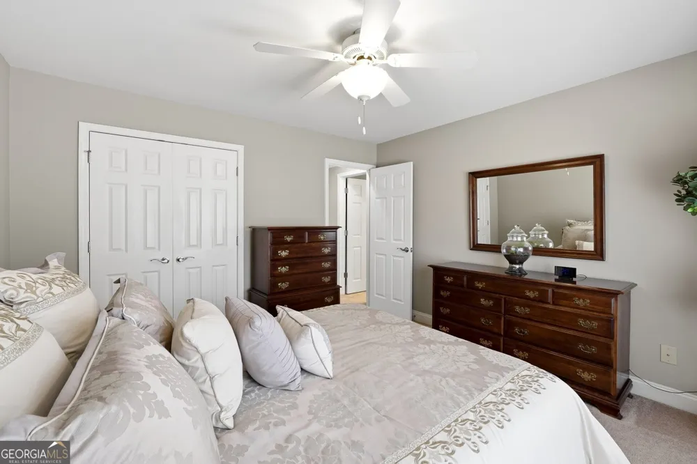 13 WATERSTONE DR SE Cartersville, GA 30121