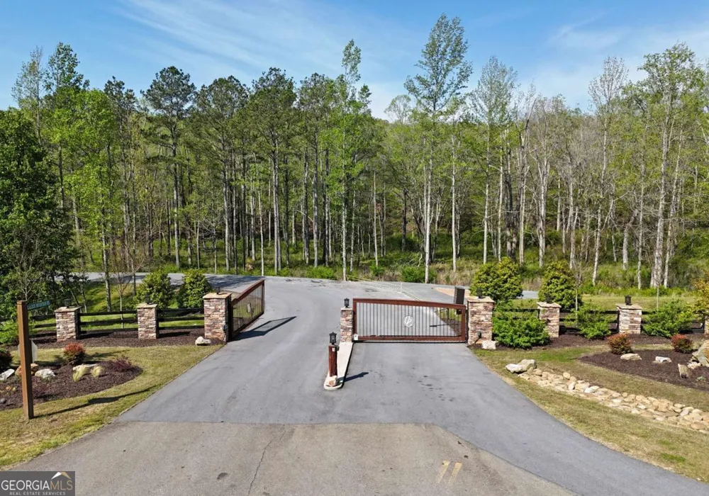 155 Shallow Water TRL Talking Rock, GA 30175